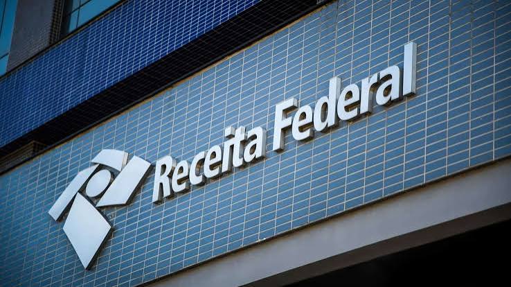 Receita Federal Adia a Exigência de CNPJ para Pessoas Físicas para 2027